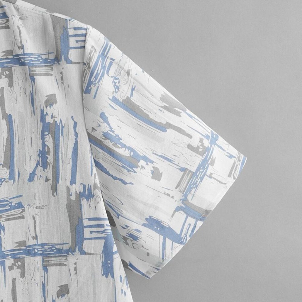 Allover Print Keyhole Neckline Blouse - Picture 4 of 4